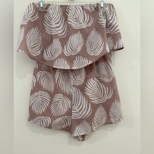 Boutique Tropical Sleeveless Romper, Pink & White, Woman’s medium